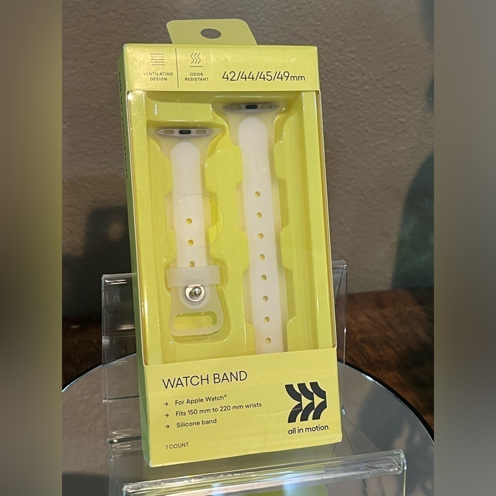 All in Motion Watch Band for Apple Watch, new!